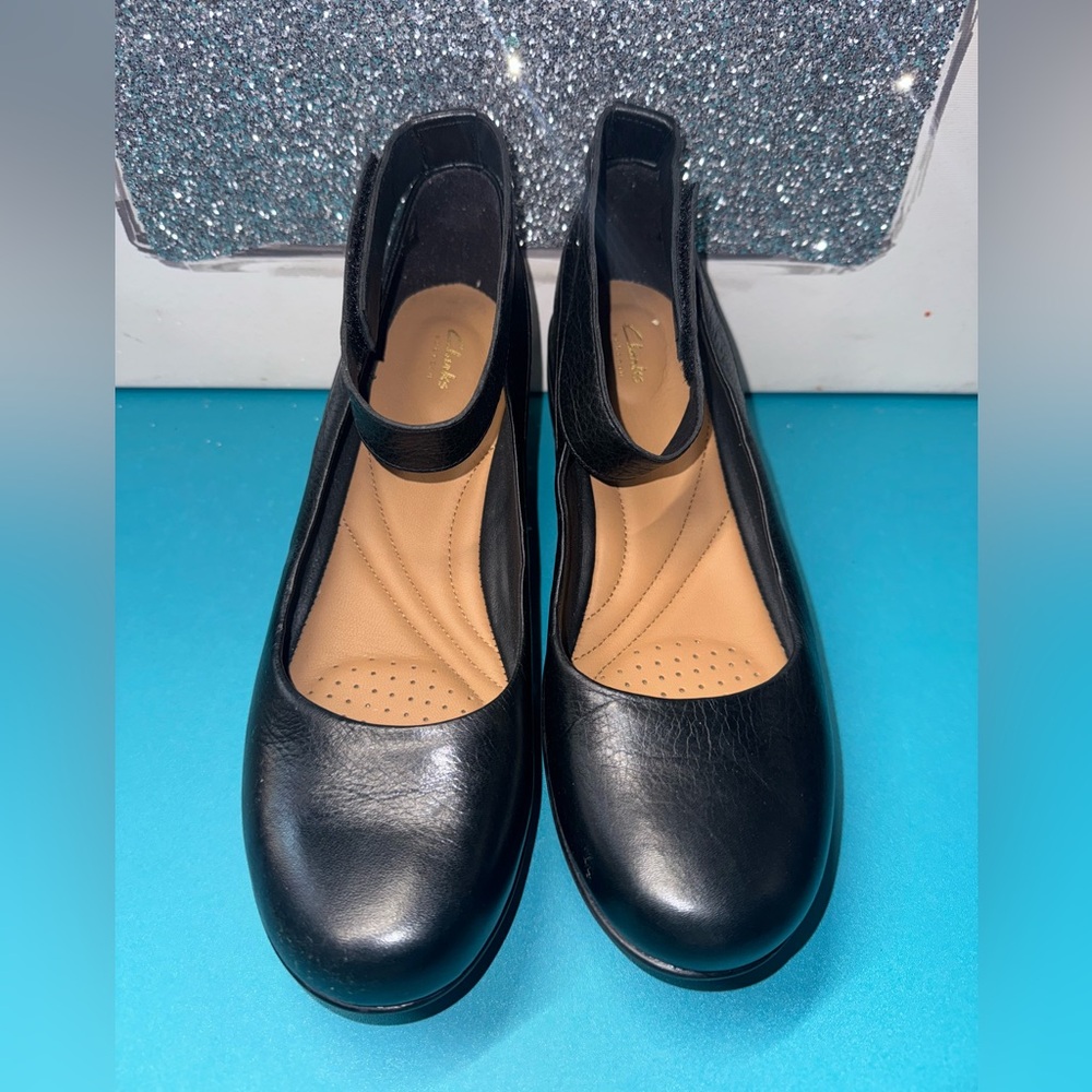 Clarks Black Leather Wedge Mary Jane Pumps